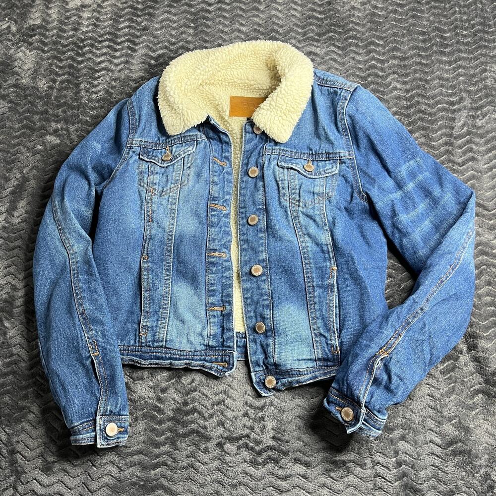 BBJ Los Angeles Francesca’s Womens Sherpa Denim Jacket Size Small